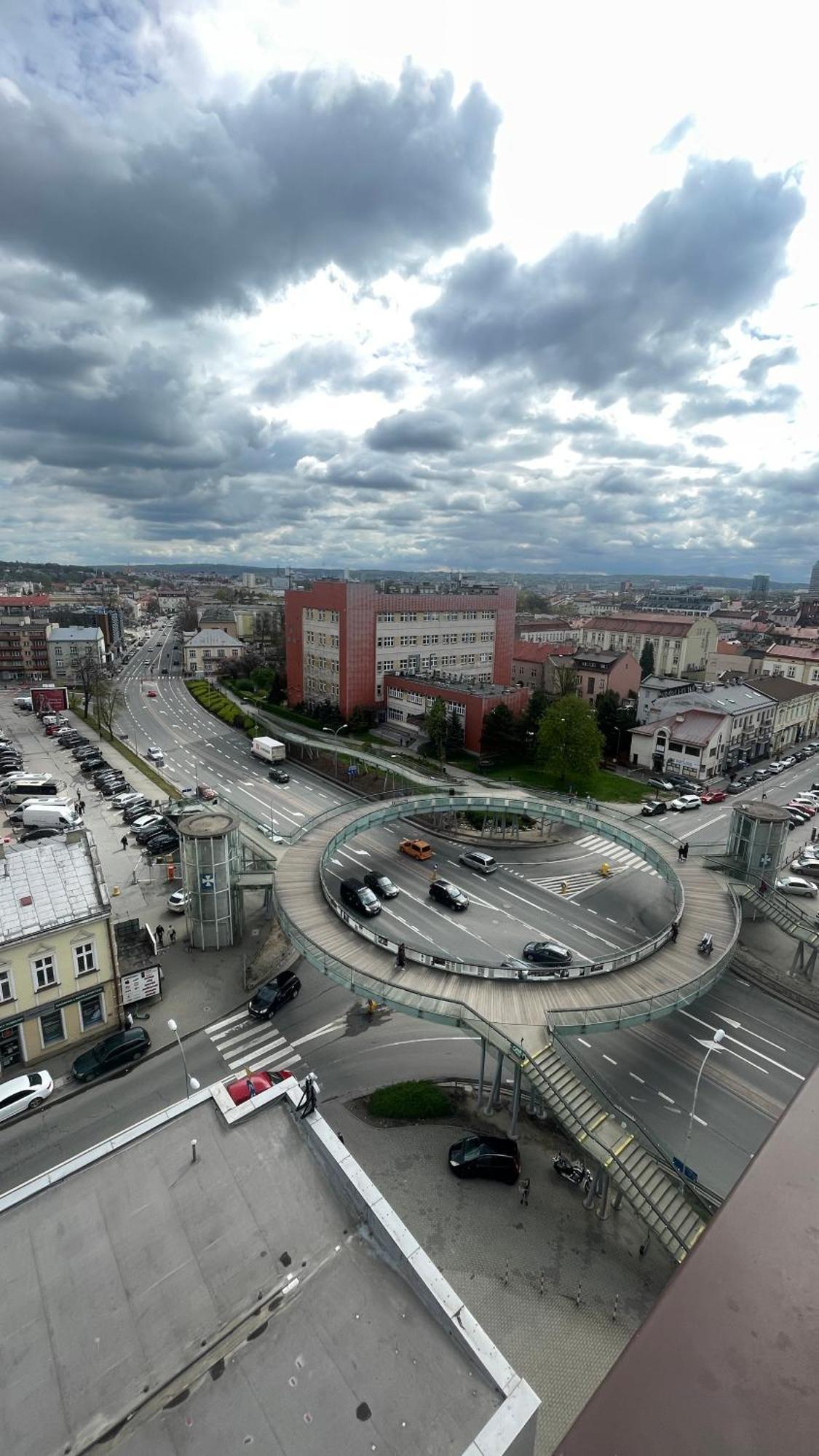 Apartament Przytulny 5 - Las, Self Check In, Dworzec Pkp Rzeszow Dış mekan fotoğraf